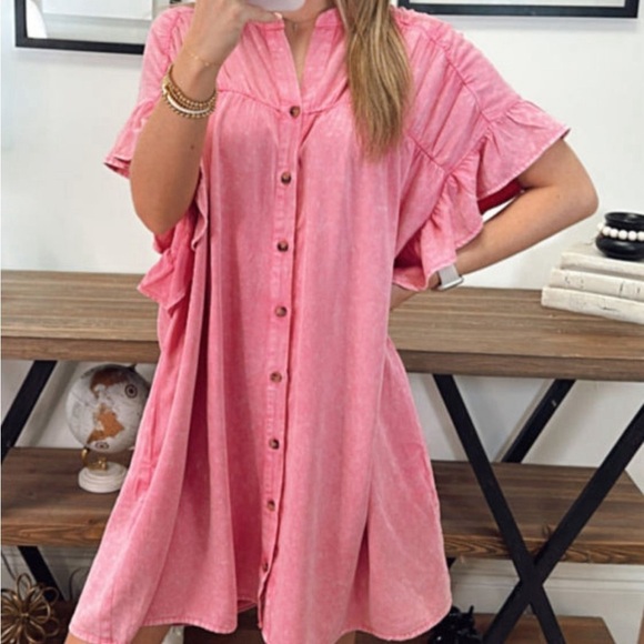 *NEW* Pink Chambray Ruffle Button-Down Boho Dress | Sizes L, XL - Picture 3 of 7